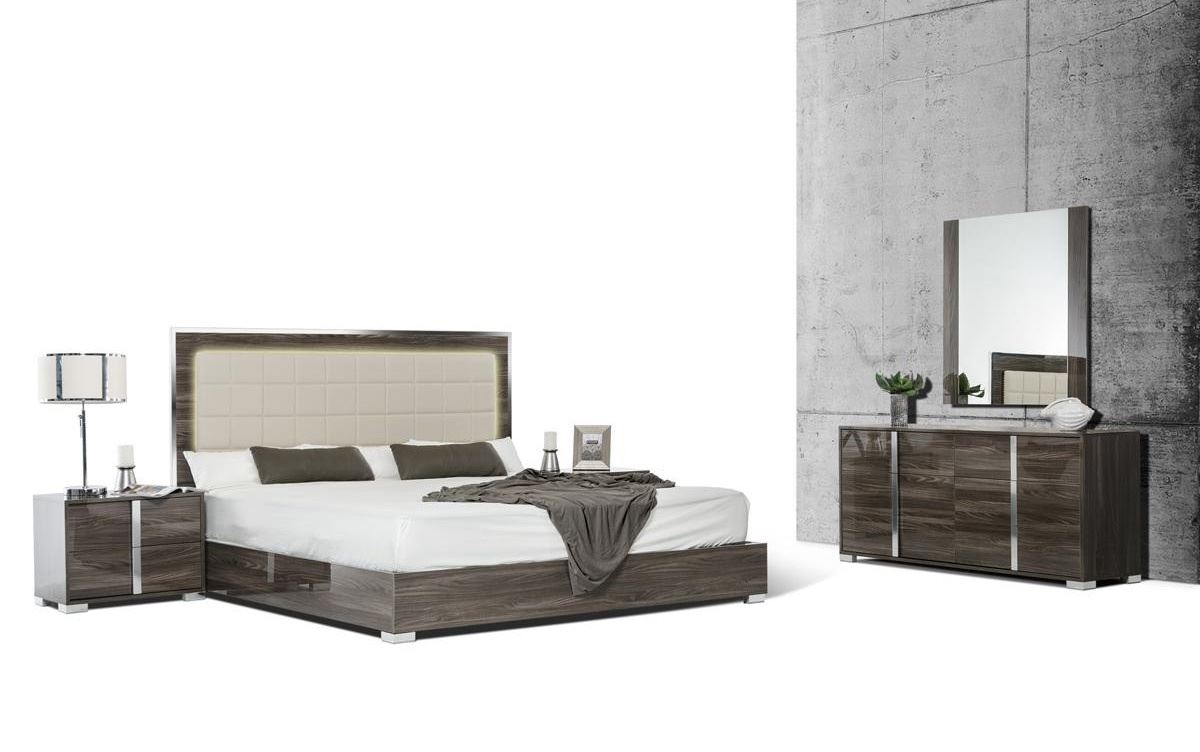 Дизайнерские кровати DB 12757